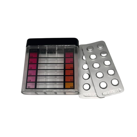 Kit Comparador LaMotte para análisis de cloro libre y pH con pastillas DPD #1 para control de calidad del agua.
